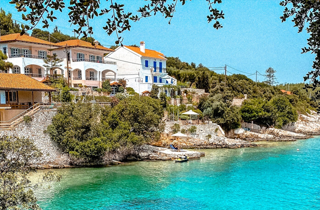 Unwind and Explore: Top 10 Things to Do in Kefalonia