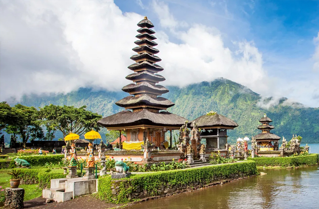 Discover the Best of Ubud Bali: 15 Must-See Attractions